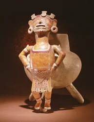 Vaso a treppiede con una figura effigie, da Miahuatlan, Oaxaca